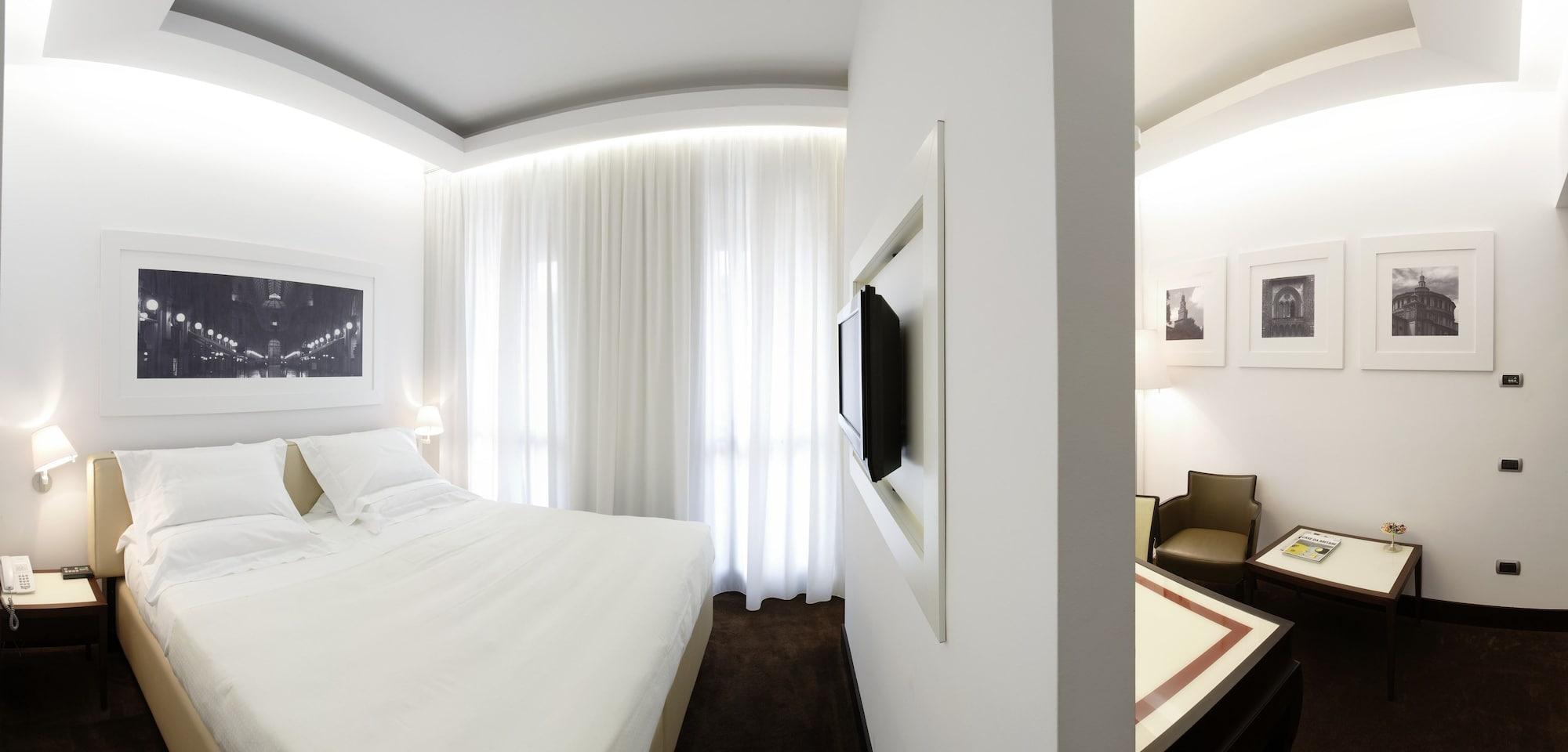 ยูเอ็นเอโฮเทล กูซานี มิลาโน Hotel มิลาน ภายนอก รูปภาพ